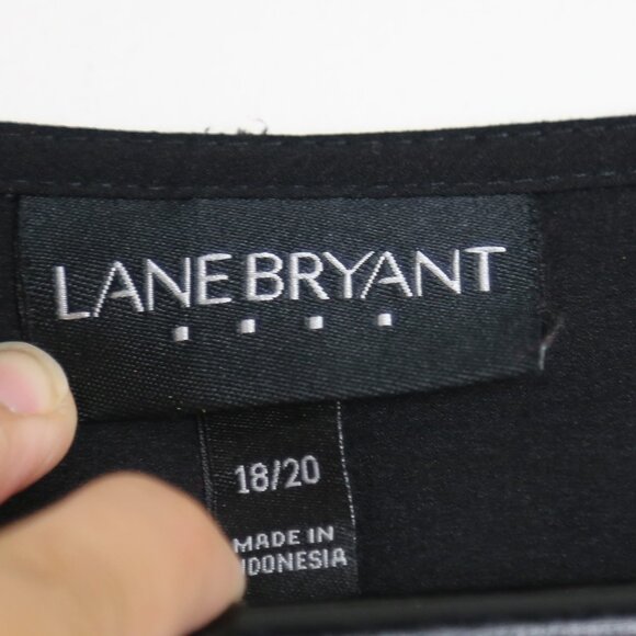 Lane Bryant V-neck Pleated Black Long Sleeve Tailored Blouse Plus Size 18/20 - Picture 3 of 7